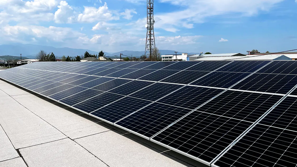 Φωτοβολταϊκό Έργο 90kWp στη Βιομηχανική Στέγη της Εταιρίας Alex Brass Factory Alex A.B.E.E. Φωτοβολταϊκό έργο σε βιομηχανική στέγη της εταιρίας Alex Brass Factory Alex A.B.E.E.